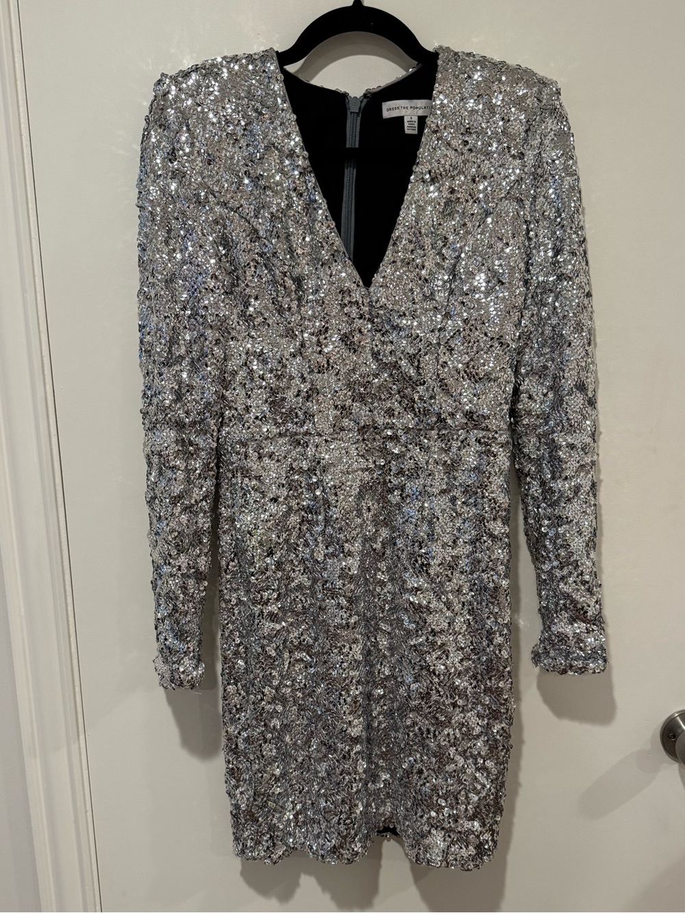 Dress the Population Sequin V-Neck Long Sleeve Silver Party Dress